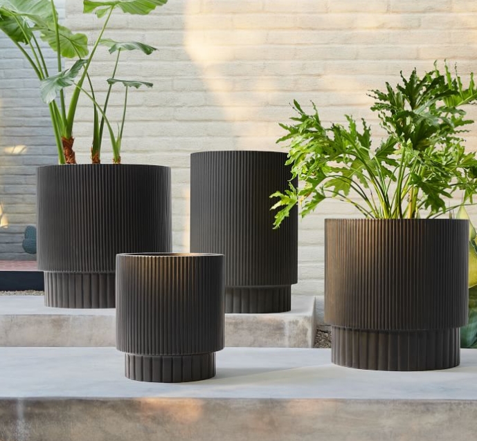 large plastic pots