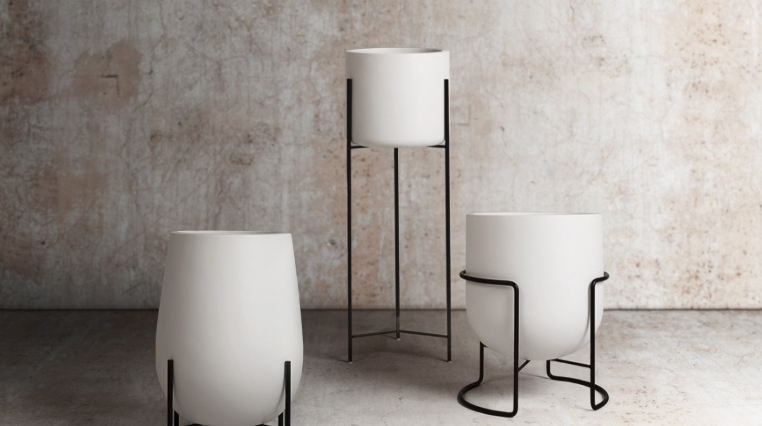 sturdy plant stands