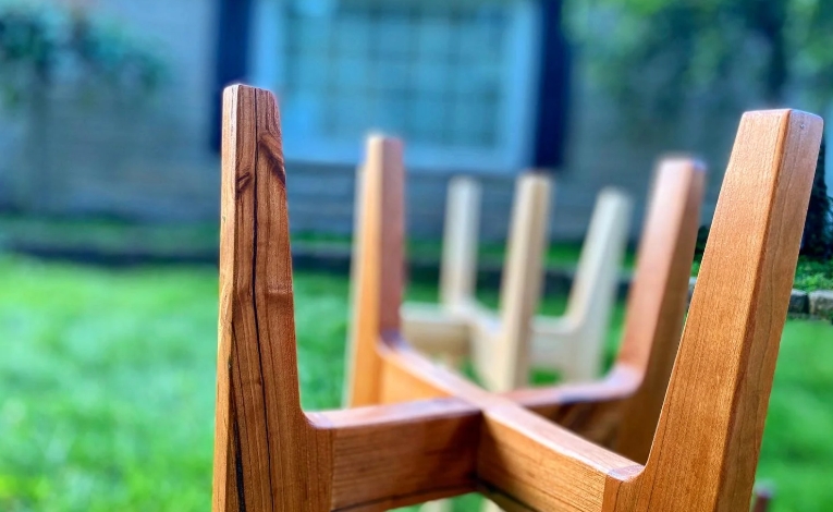 contemporary plant stand