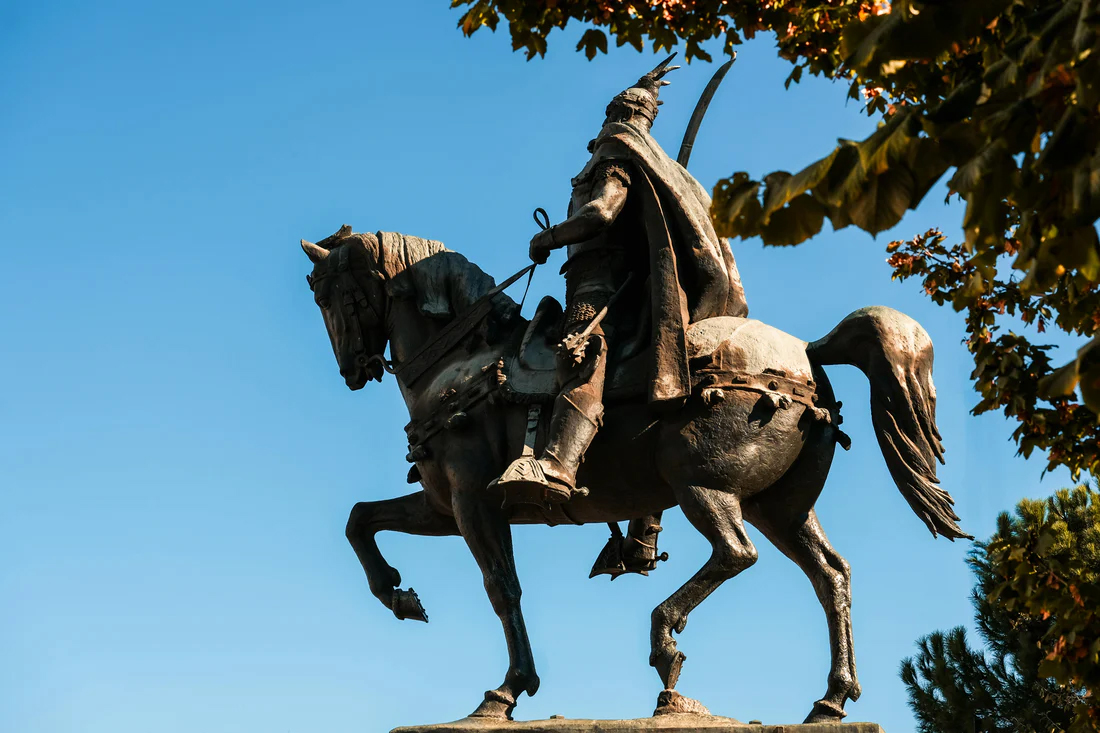 outdoor samurai statue