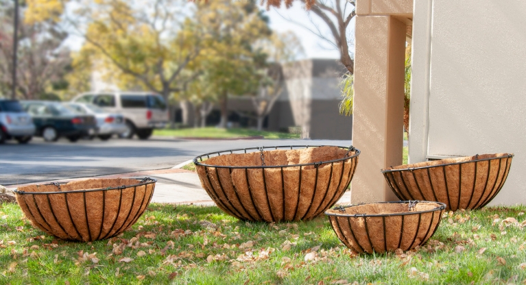 extra large hanging baskets for plants