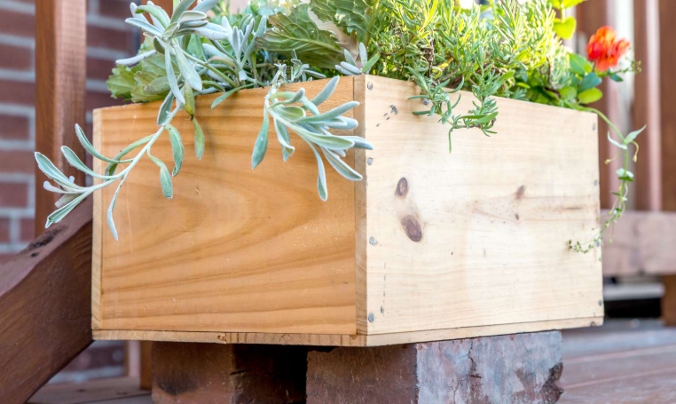 wood flower boxes