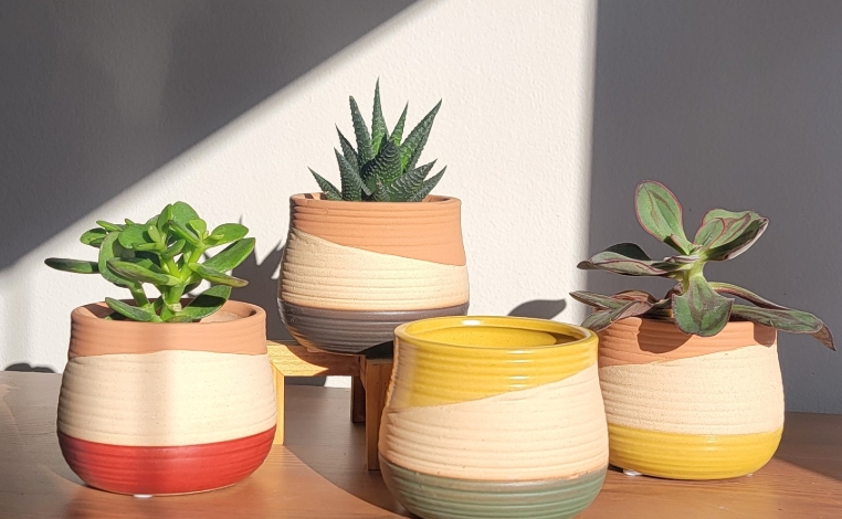 11 inch plant pot