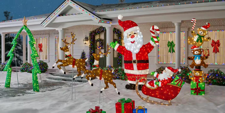 How to Create a DIY Outdoor Christmas Light Show