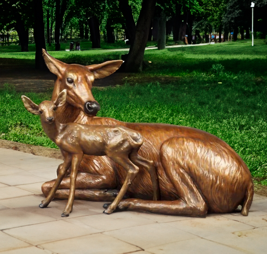 Life Size Outdoor Deer Statues2