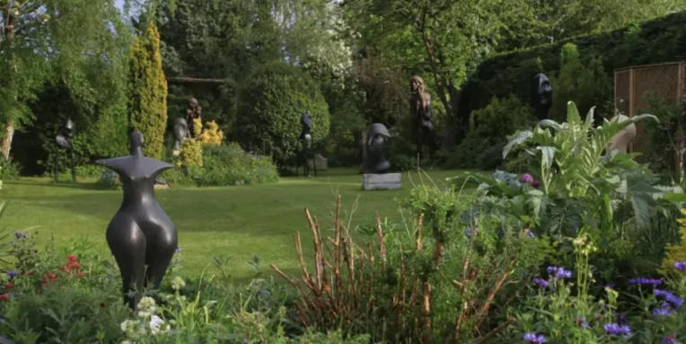 How to Position Sculptures to Enhance Entrance Flow