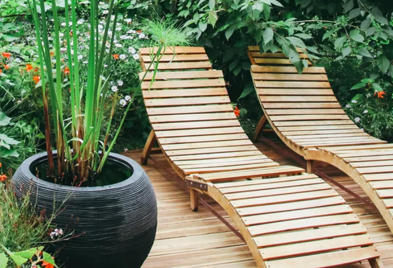 Sculpture and Planter Combos for Feng Shui Entrances