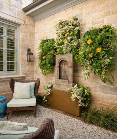 Outdoor wall decor for backyard makeovers