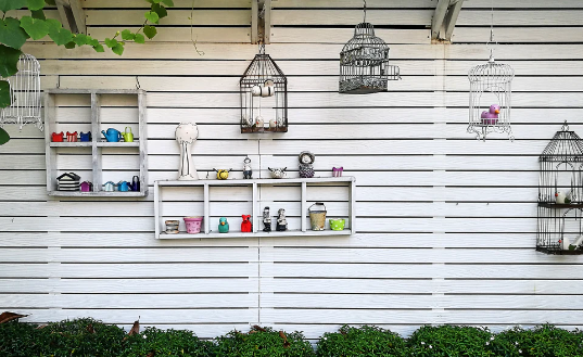Affordable outdoor wall decor ideas