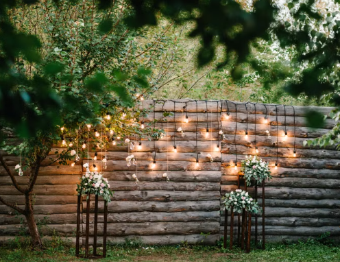 Outdoor wall decor for outdoor ambiance