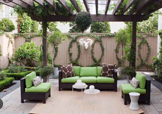 Outdoor wall decor with creative styles